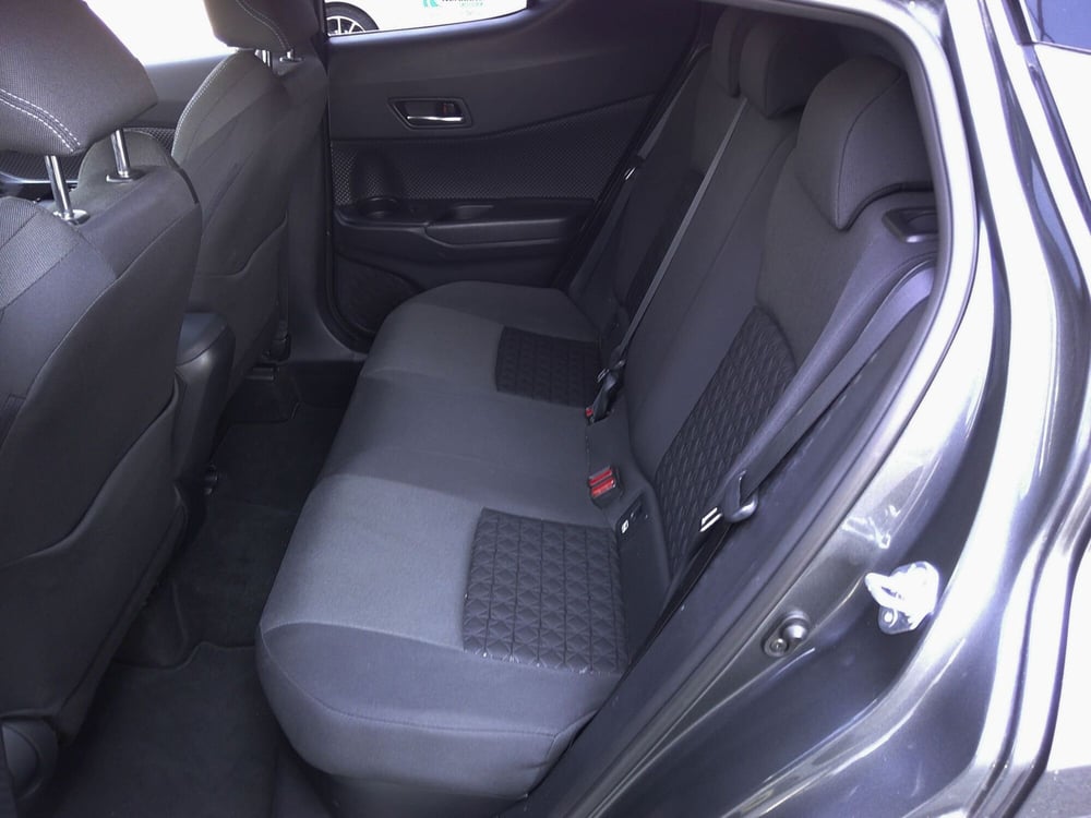 Toyota Toyota C-HR usata a Treviso (14)
