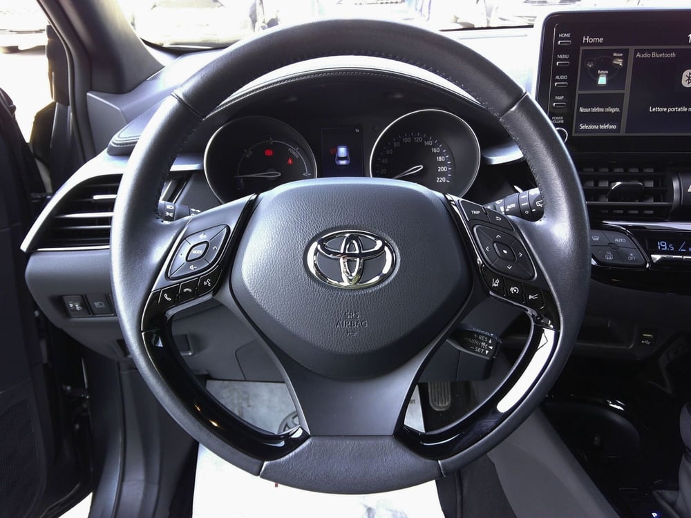 Toyota Toyota C-HR usata a Treviso (16)