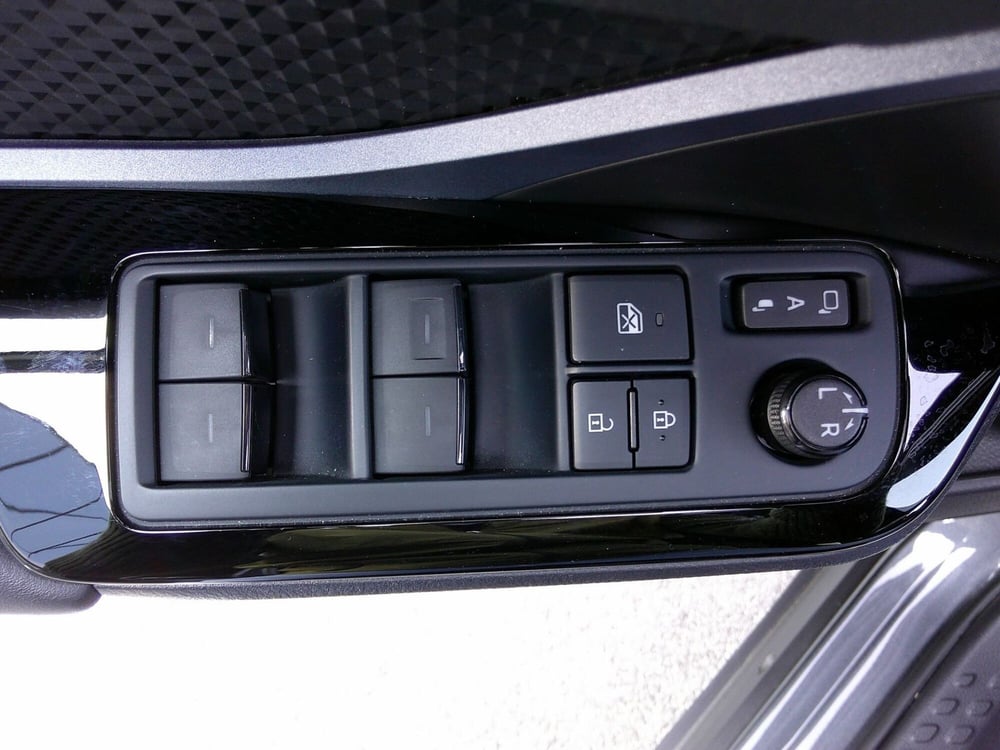Toyota Toyota C-HR usata a Treviso (20)