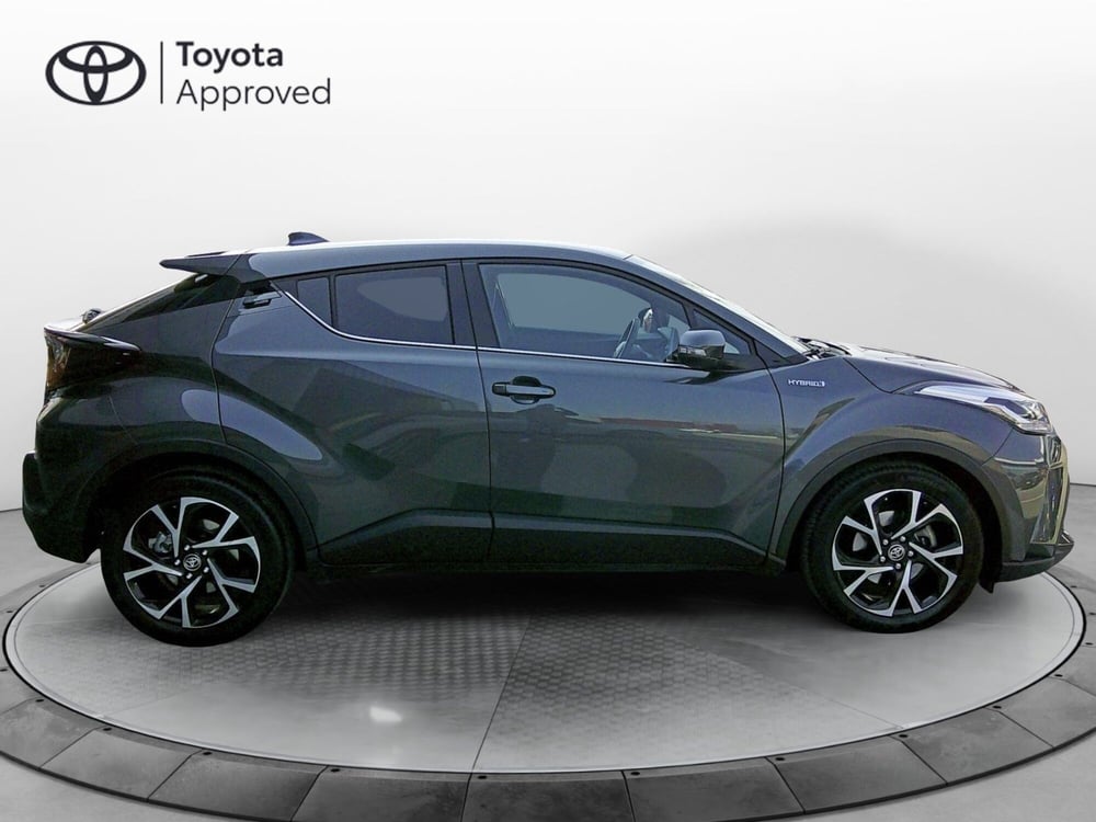 Toyota Toyota C-HR usata a Treviso (9)