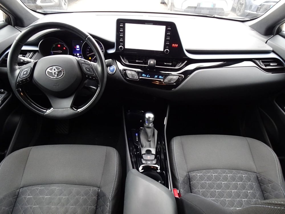 Toyota Toyota C-HR usata a Treviso (15)