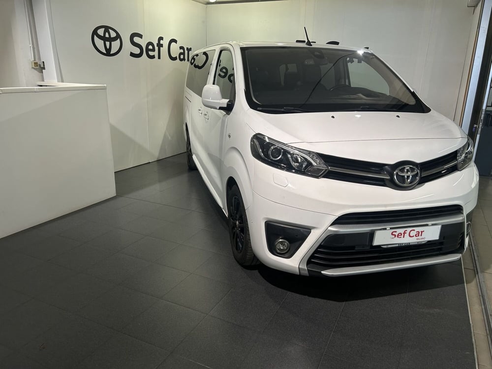 Toyota Proace Verso usata a Milano (3)