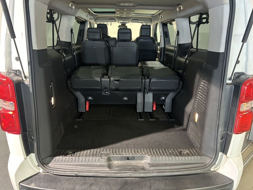 Toyota Proace Verso usata a Milano (7)