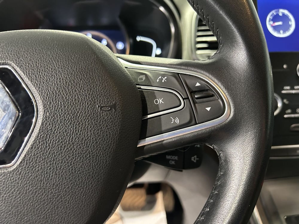 Renault Grand Scénic usata a Milano (16)