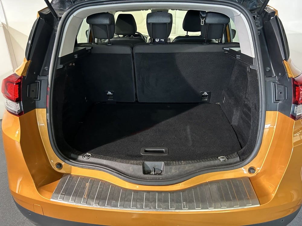 Renault Grand Scénic usata a Milano (6)