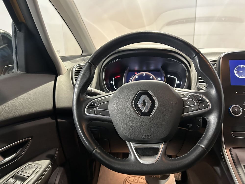 Renault Grand Scénic usata a Milano (8)