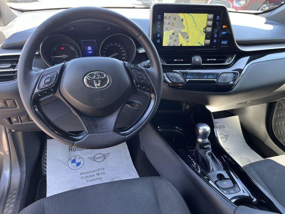 Toyota Toyota C-HR usata a Alessandria (11)