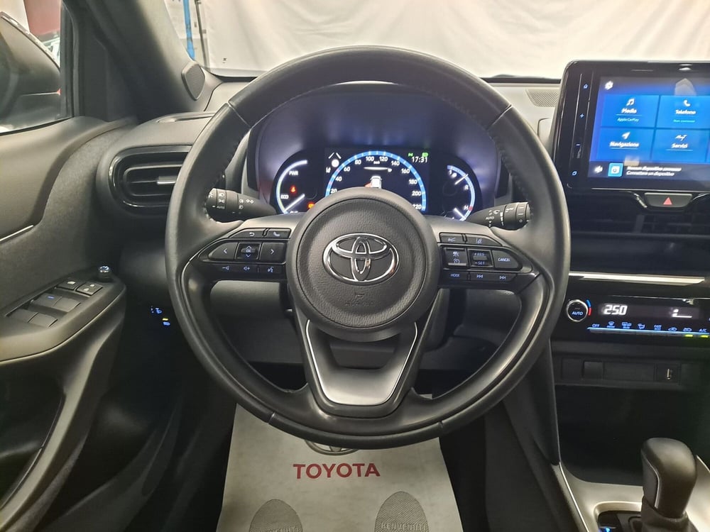 Toyota Yaris Cross usata a Roma (14)