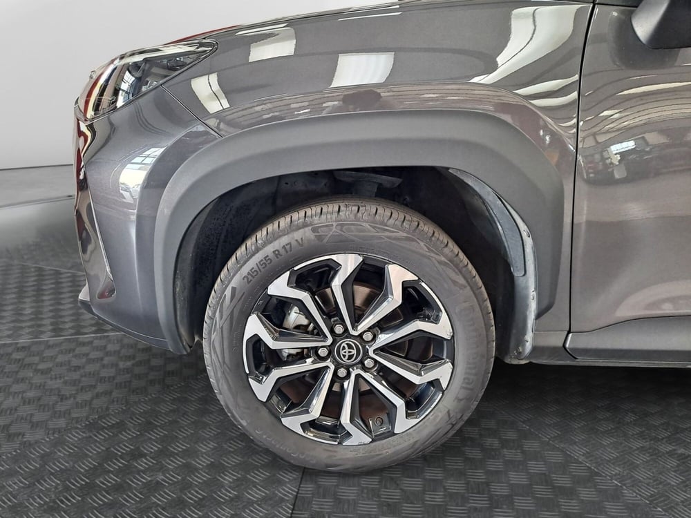 Toyota Yaris Cross usata a Roma (16)