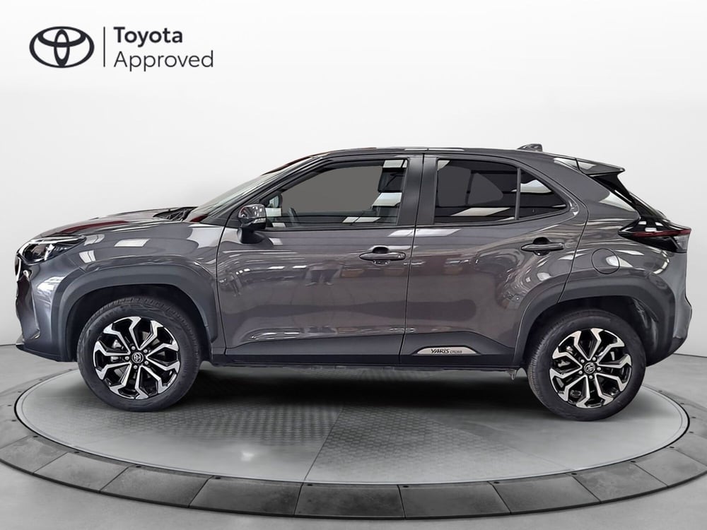Toyota Yaris Cross usata a Roma (3)