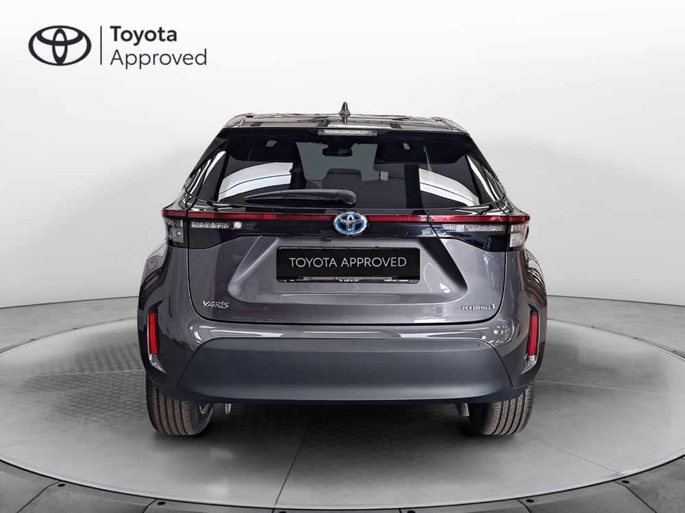 Toyota Yaris Cross usata a Roma (5)