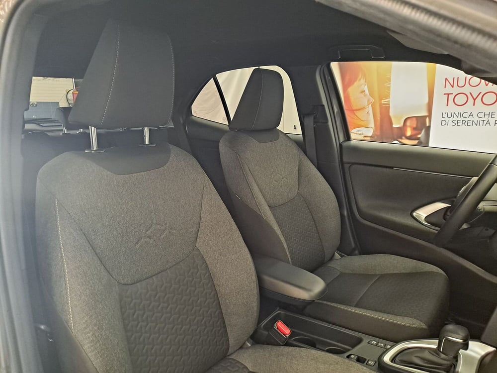 Toyota Yaris Cross usata a Roma (9)