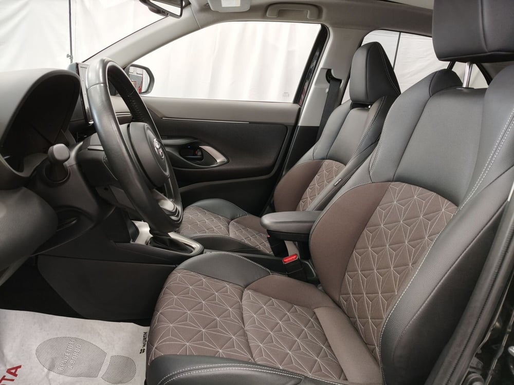 Toyota Yaris Cross usata a Roma (15)