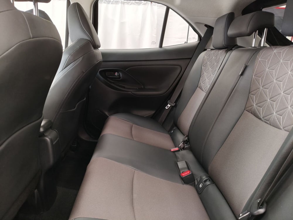 Toyota Yaris Cross usata a Roma (16)
