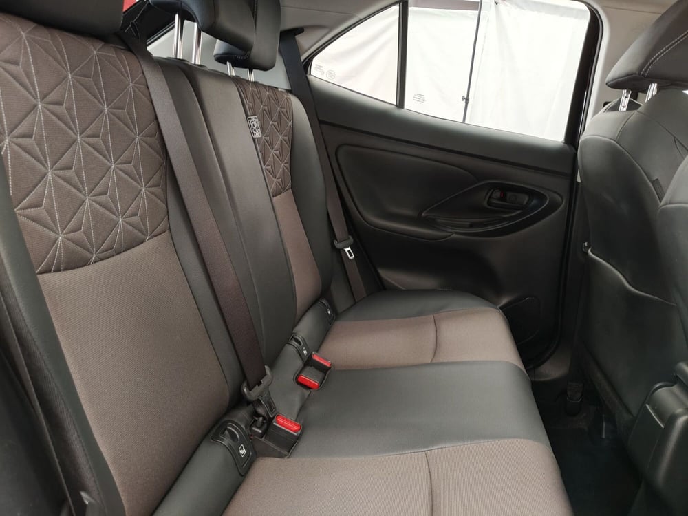 Toyota Yaris Cross usata a Roma (8)