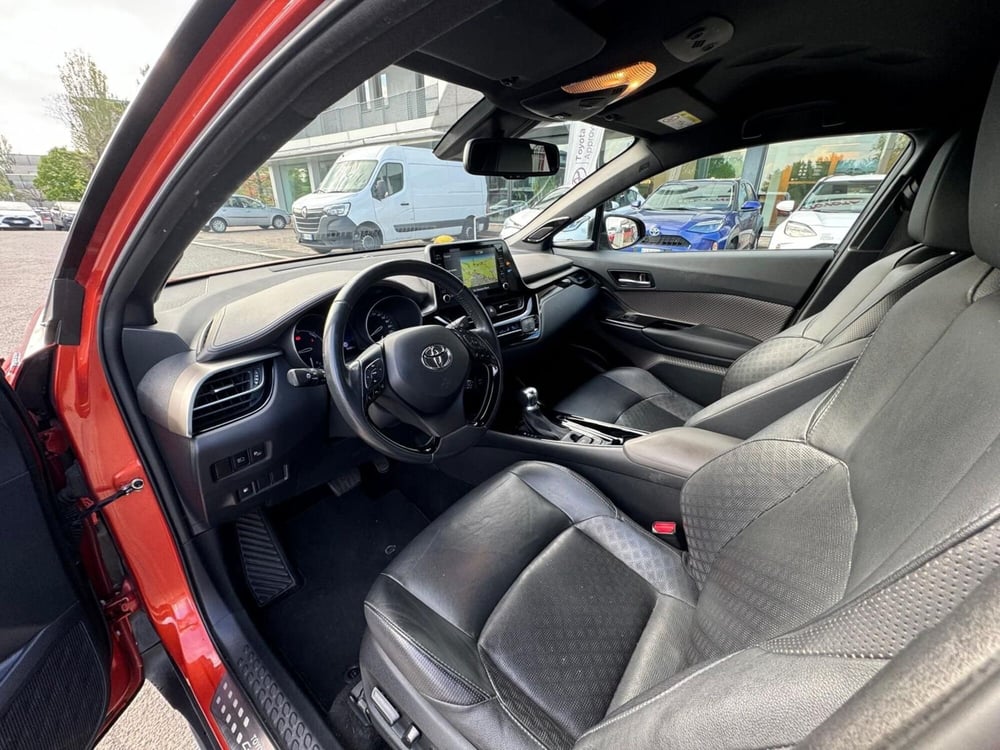 Toyota Toyota C-HR usata a Modena (12)
