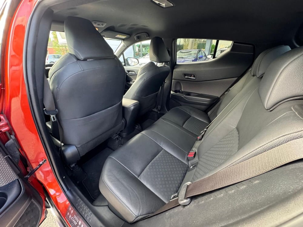Toyota Toyota C-HR usata a Modena (16)