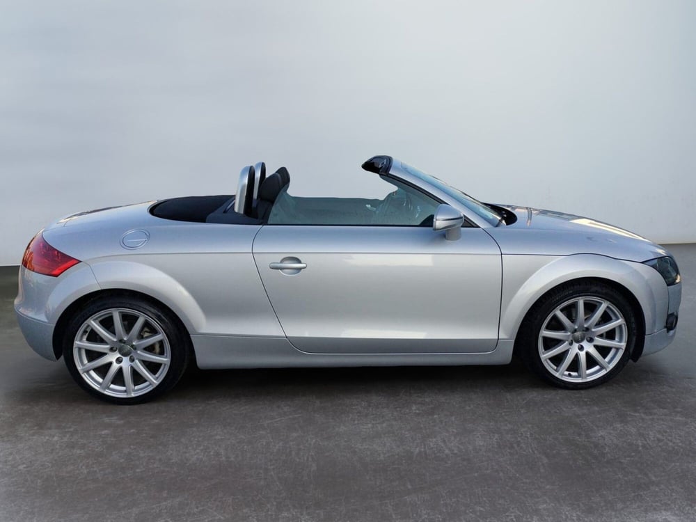 Audi TT Cabrio usata a Modena (8)