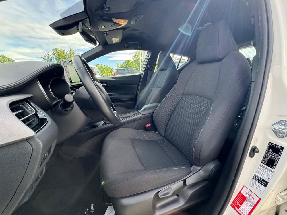 Toyota Toyota C-HR usata a Modena (12)