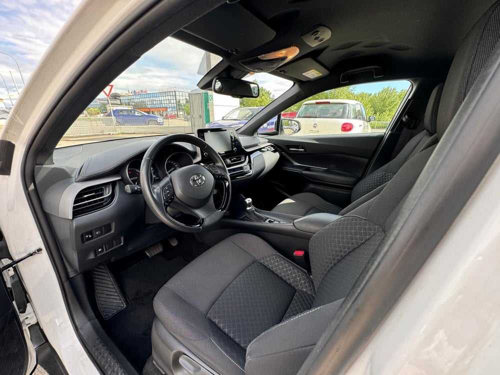 Toyota Toyota C-HR usata a Modena (13)