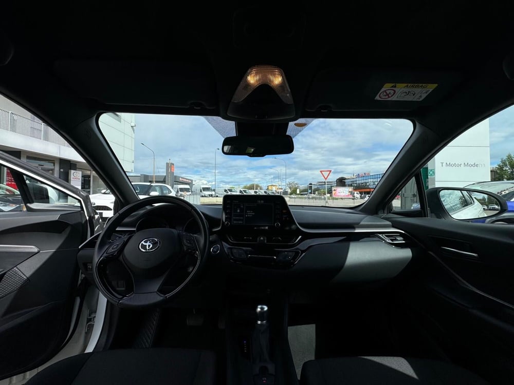 Toyota Toyota C-HR usata a Modena (17)