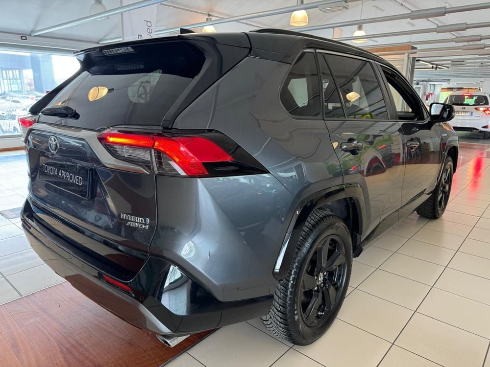 Toyota Rav4 usata a Modena (6)
