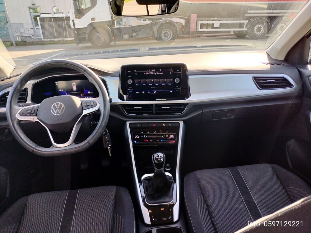 Volkswagen T-Roc usata a Modena (11)