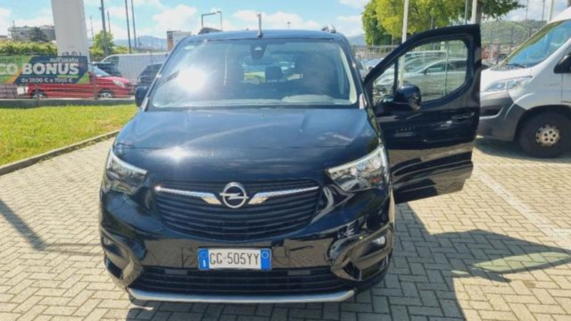 Opel Combo Life usata a Savona