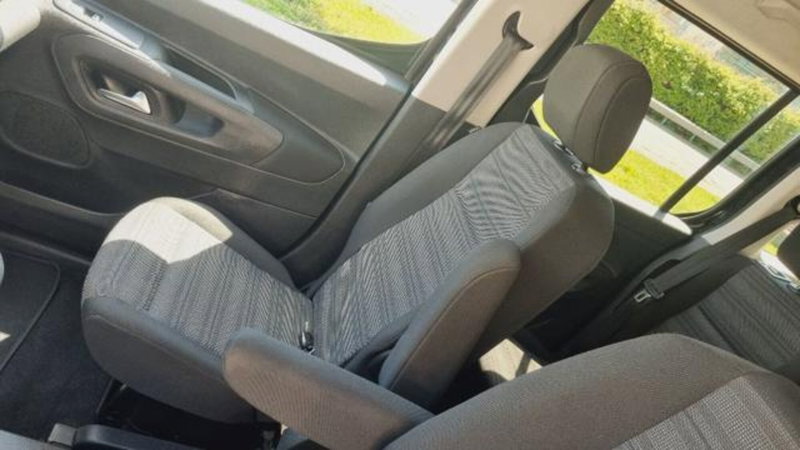 Opel Combo Life usata a Savona (11)