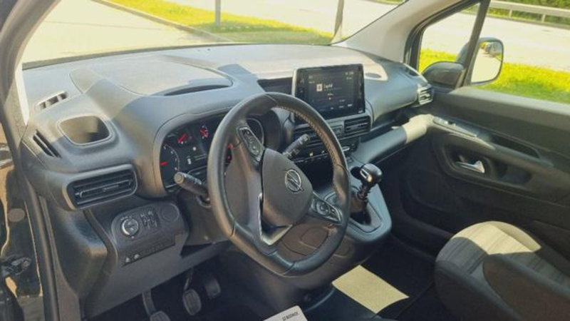Opel Combo Life usata a Savona (12)
