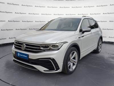 Volkswagen Tiguan 2.0 TDI 150 CV SCR DSG 4MOTION R-Line del 2020 usata a Palermo