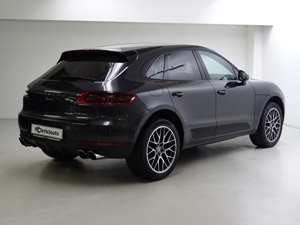 Porsche Macan usata a Como (2)