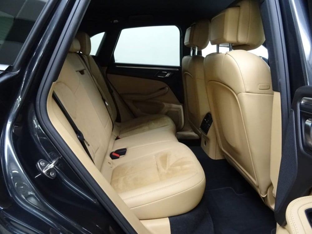 Porsche Macan usata a Como (5)