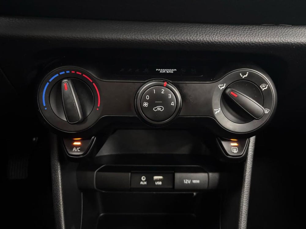 Kia Picanto usata a Como (14)