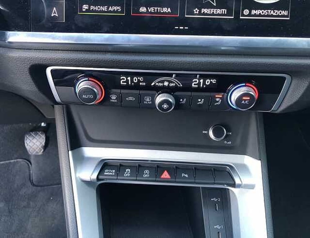 Audi Q3 Sportback usata a Lucca (14)