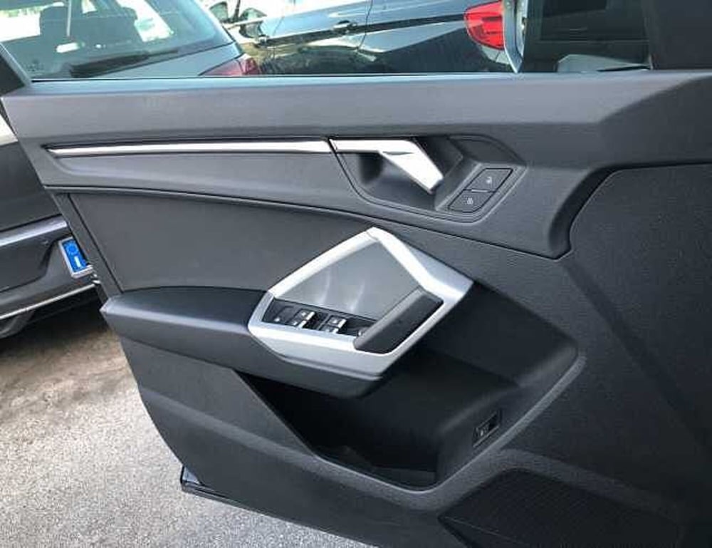 Audi Q3 Sportback usata a Lucca (17)