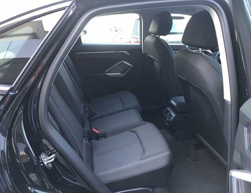 Audi Q3 Sportback usata a Lucca (7)