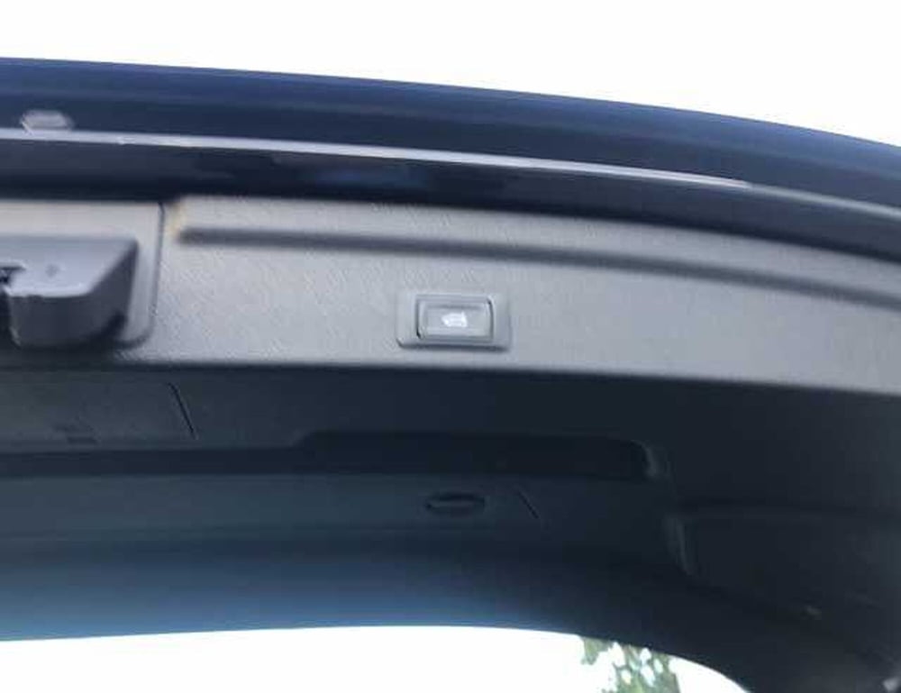 Audi Q3 Sportback usata a Lucca (9)