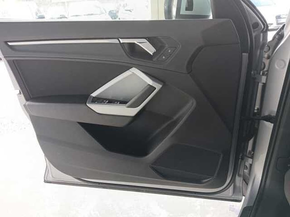 Audi Q3 usata a Lucca (11)