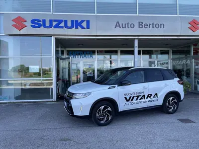 Suzuki Vitara 1.4 Hybrid 4WD AllGrip Easy Top del 2024 usata a Creazzo