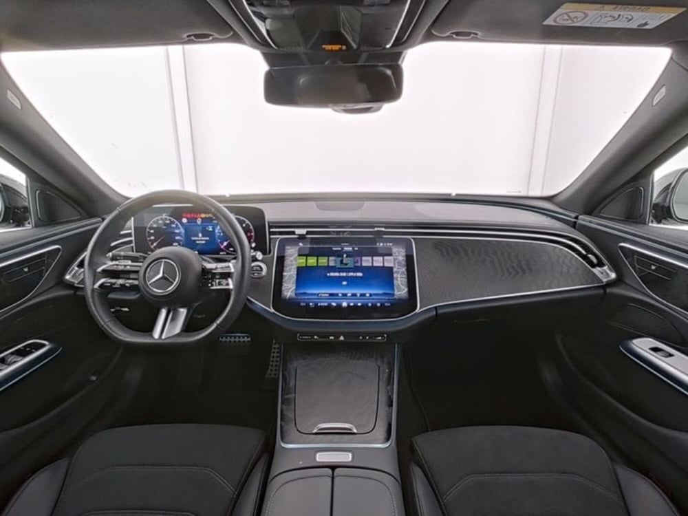 Mercedes-Benz Classe E usata a Milano (8)