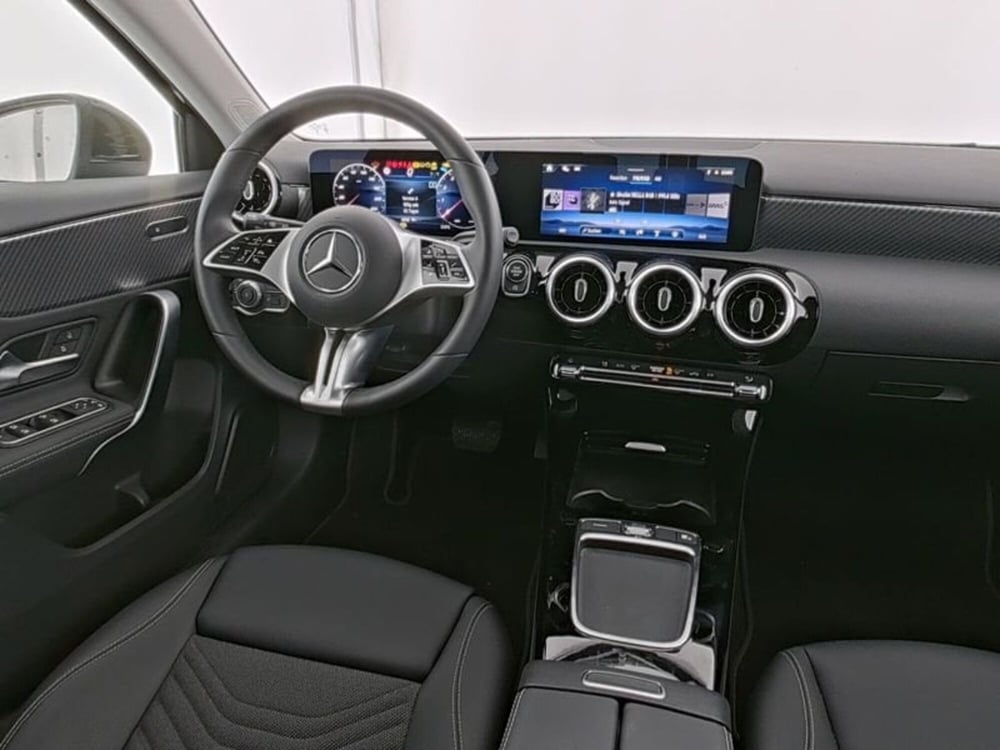 Mercedes-Benz Classe A usata a Milano (8)