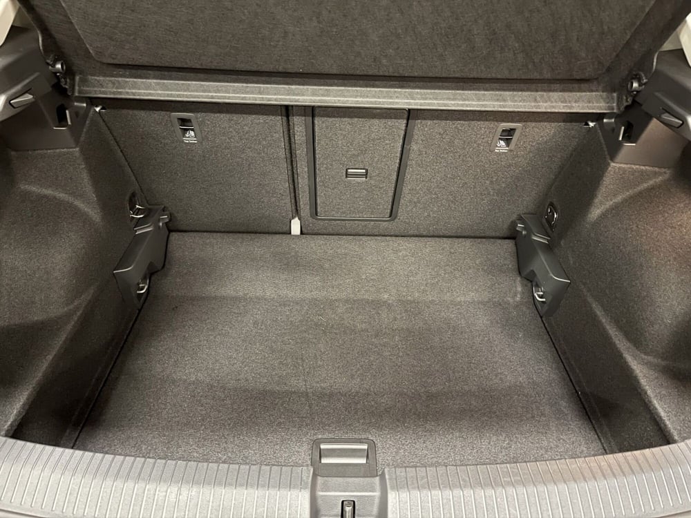 Volkswagen T-Roc nuova a Padova (14)