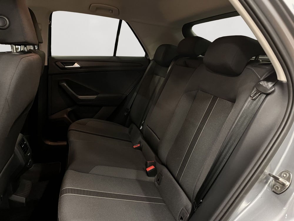Volkswagen T-Roc nuova a Padova (8)