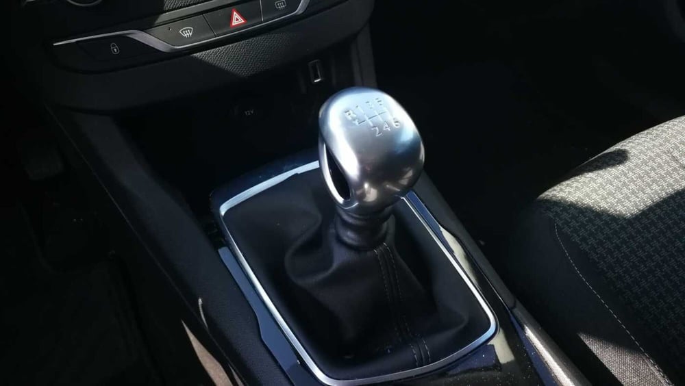 Peugeot 308 SW usata a Bari (19)