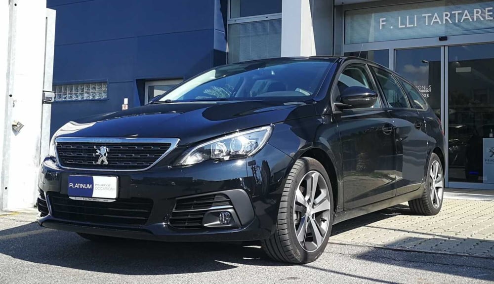 Peugeot 308 SW usata a Bari (3)