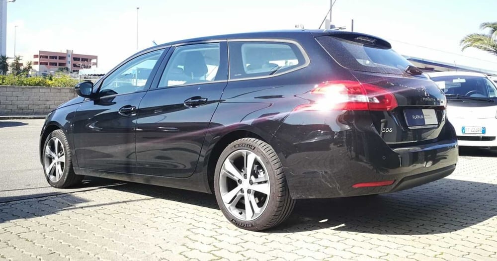 Peugeot 308 SW usata a Bari (5)