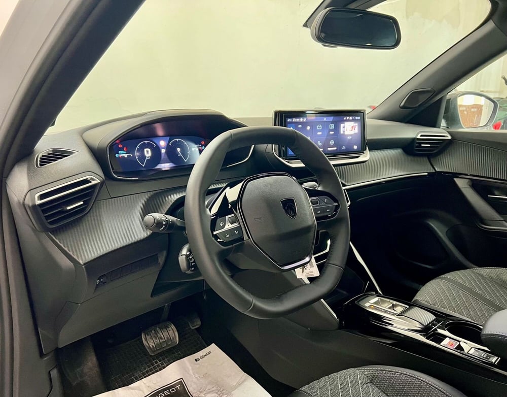 Peugeot 2008 usata a Bari (12)