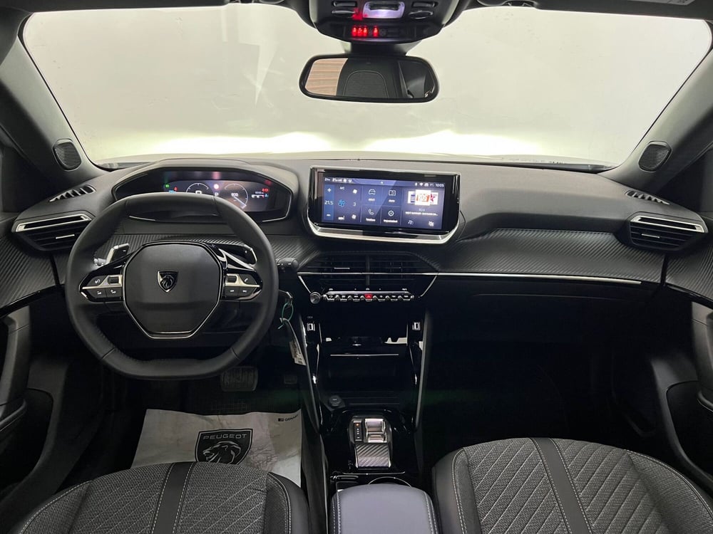 Peugeot 2008 usata a Bari (16)