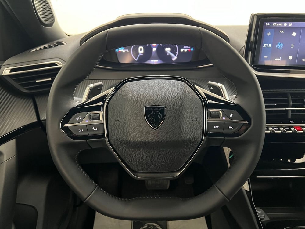 Peugeot 2008 usata a Bari (18)